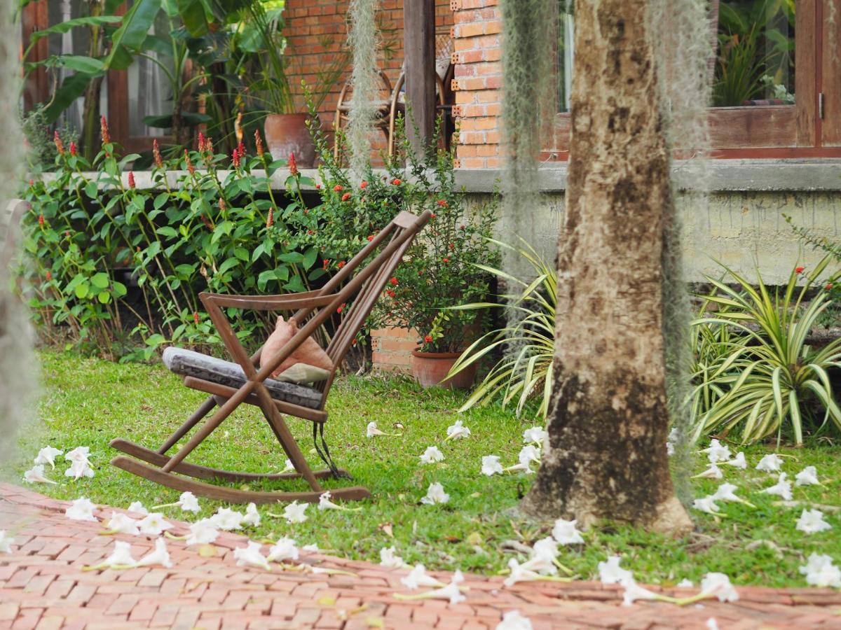 Baansuk Sukhothai Resort Zewnętrze zdjęcie