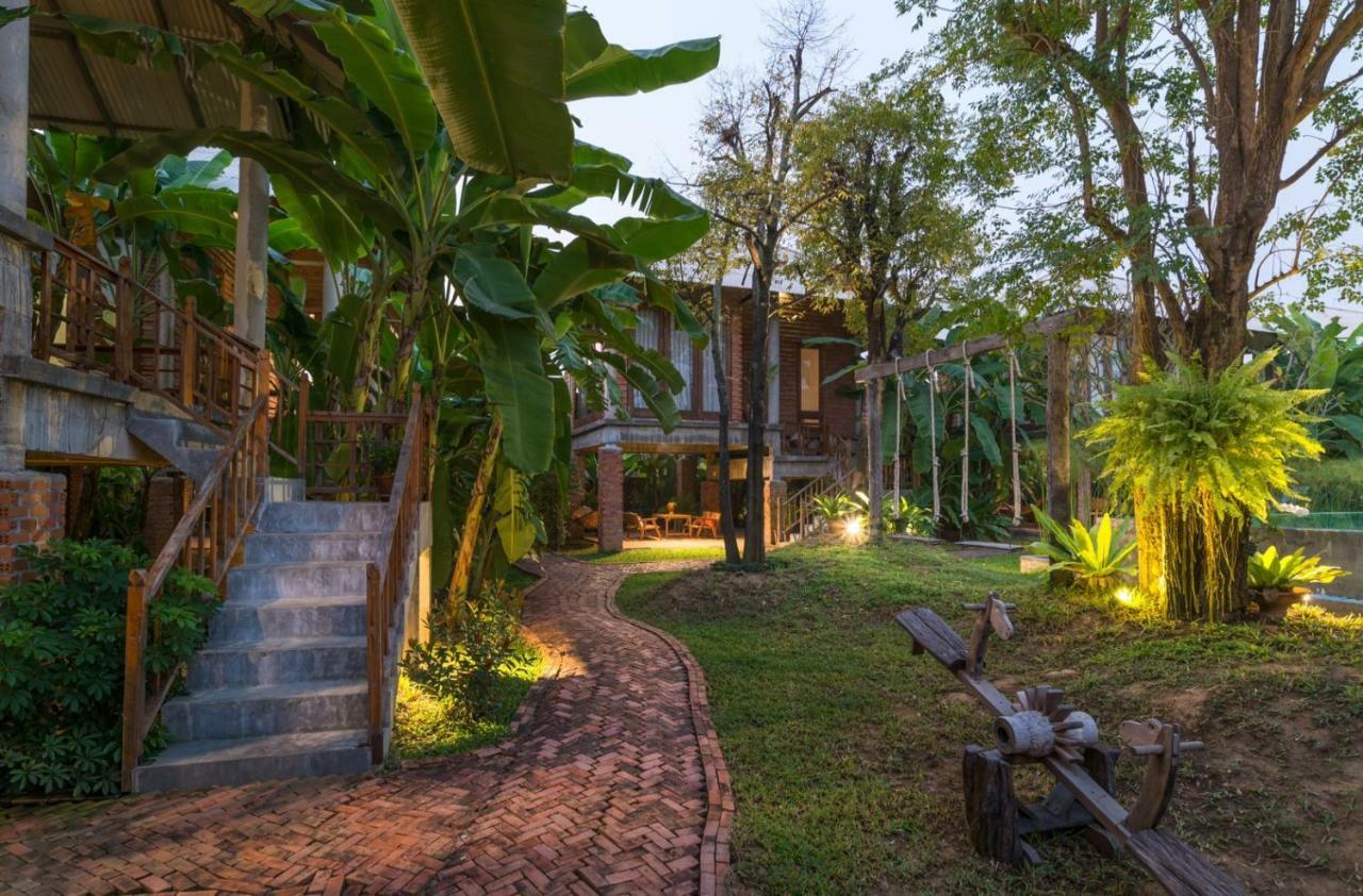 Baansuk Sukhothai Resort Zewnętrze zdjęcie